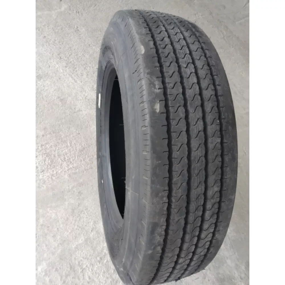 Грузовая шина 255/70 R22,5 Long March LM-120 16PR в Осе